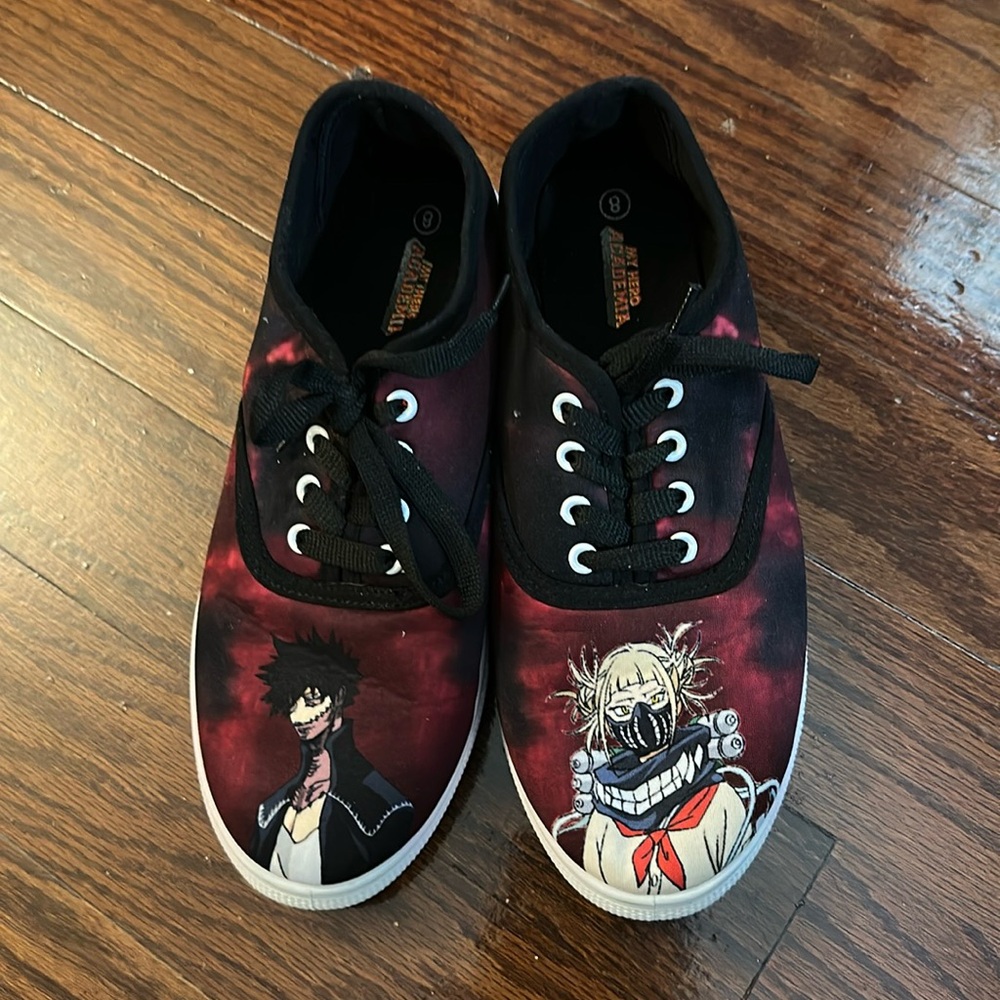 My Hero Academia low rise shows featuring Himoka Toga and Dabi, hot topic